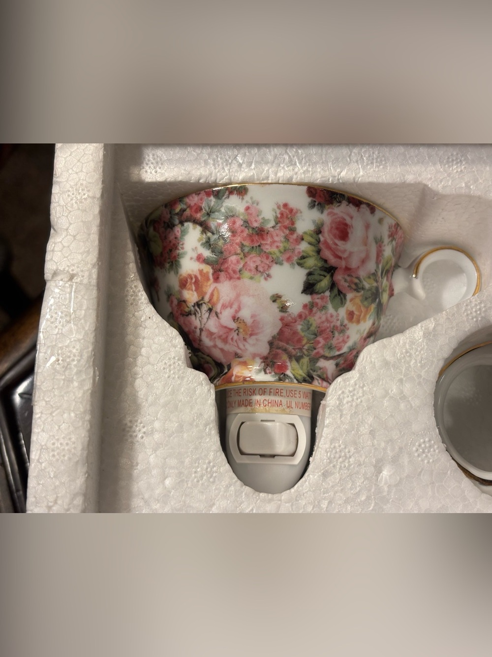 Floral Rose Teacup and Teapot Night Light Set - Picture 2 of 9